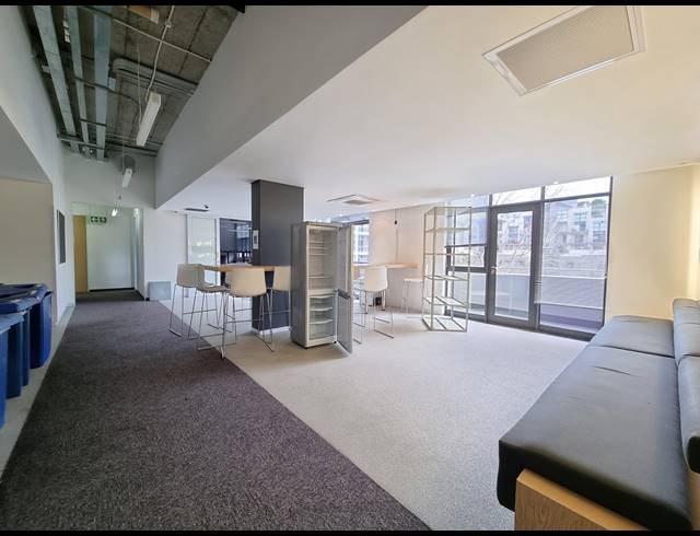 911M² OFFICE TO LET IN TYGERFALLS